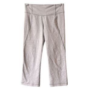 Lululemon Light Grey Capri Leggings Wide Hem Sz 4 Activewear Sporty Yoga Walk